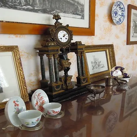 Ca Sagredo Al Ponte Bed & Breakfast 3*