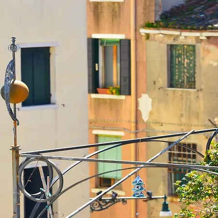 Ca Sagredo Al Ponte Bed & Breakfast 3*