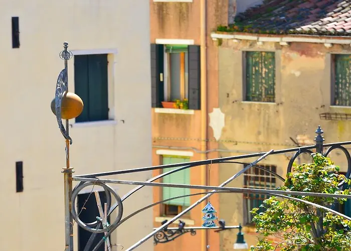 Ca Sagredo Al Ponte Bed & Breakfast 3*