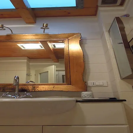 Ca Sagredo Al Ponte 3* ונציה